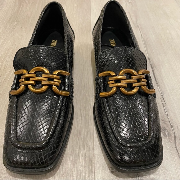 Zara Leather Black and Gold Animal Print Snakeskin Print Loafers - Picture 8 of 13